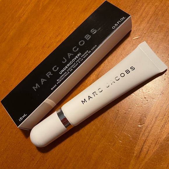 Marc Jacobs Makeup Marc Jacobs Undercover Blurring Coconut Face